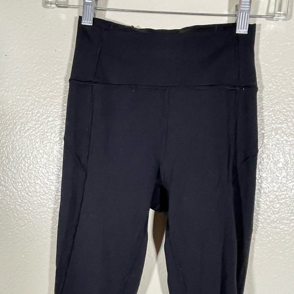 Lululemon Solid Black Full Length Leggings/ Sz 2 … - image 3